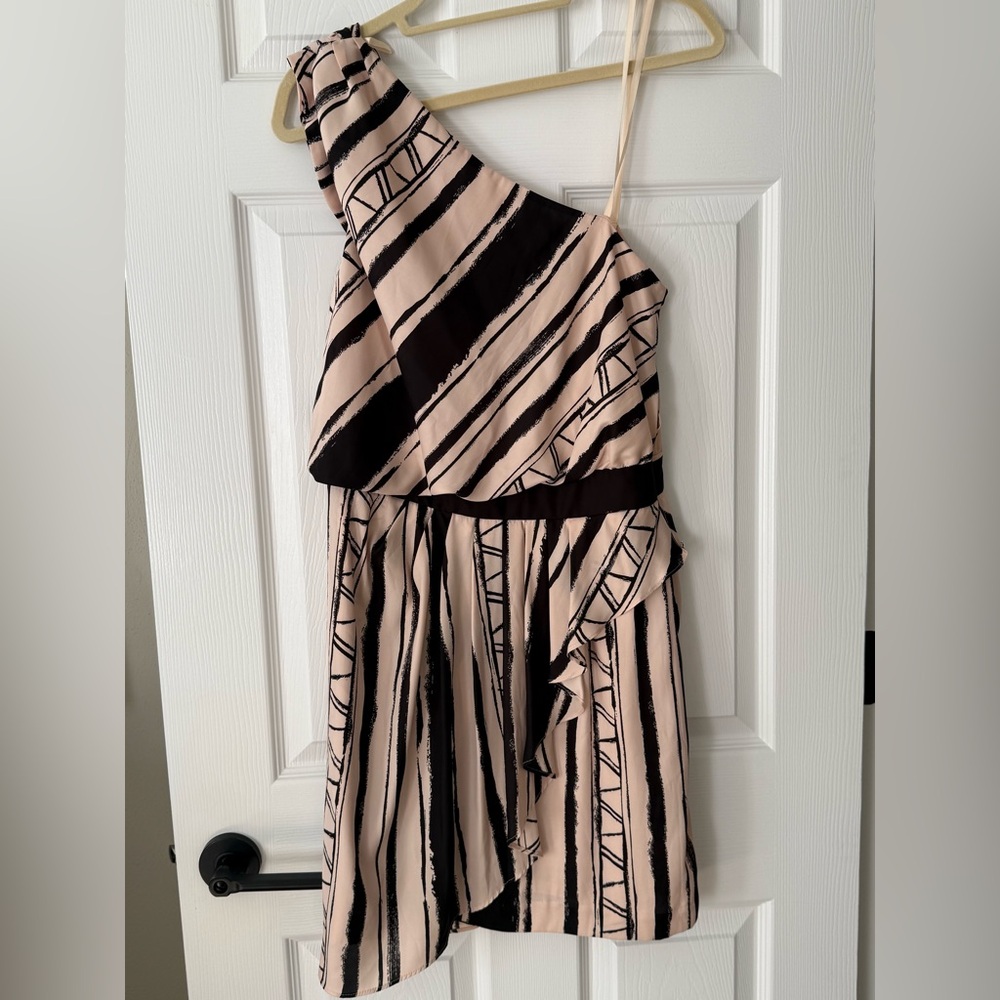 BCBG generation asymmetrical cocktail dress
